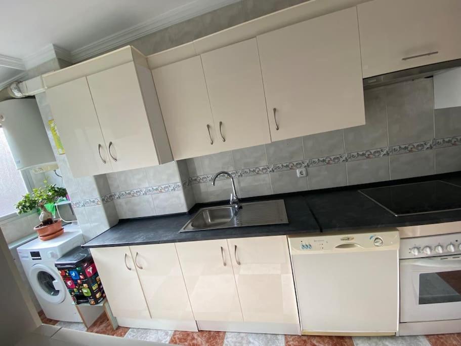 Apartamento Silda Торре-дель-Мар Екстер'єр фото